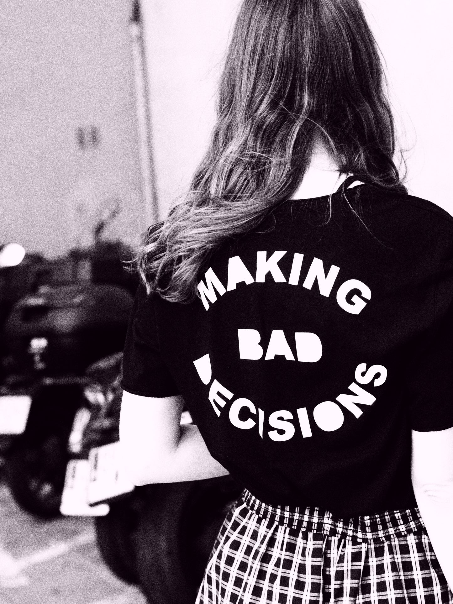 Making Bad Decisions T-shirt BL - Essentials Relaxed Tee